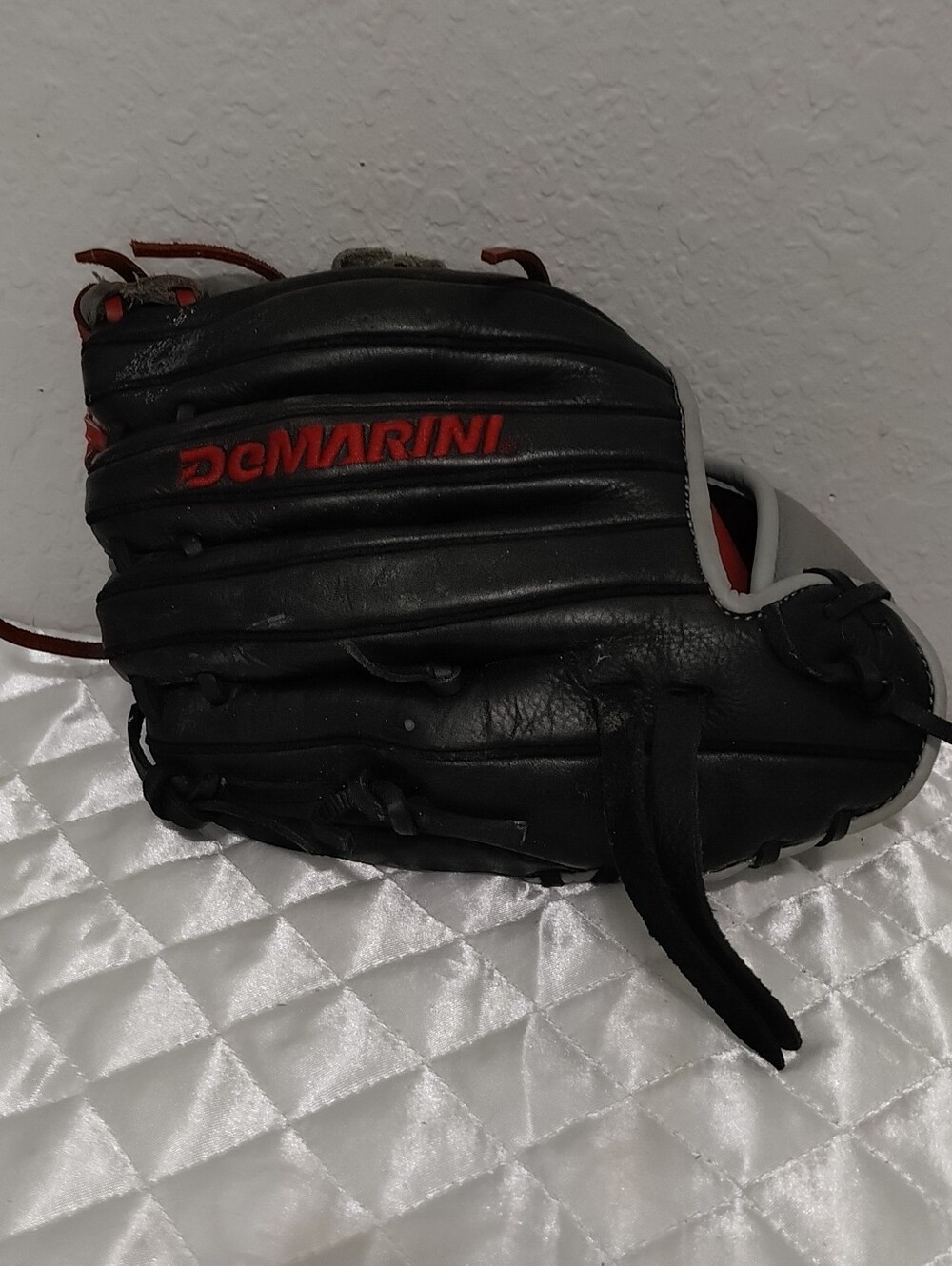 DeMarini Kids Black and Red Baseball Glove